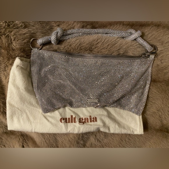 🪩🕺🏻Cult Gaia Hera Nano Bag!🕺🏻🪩 - Picture 9 of 17